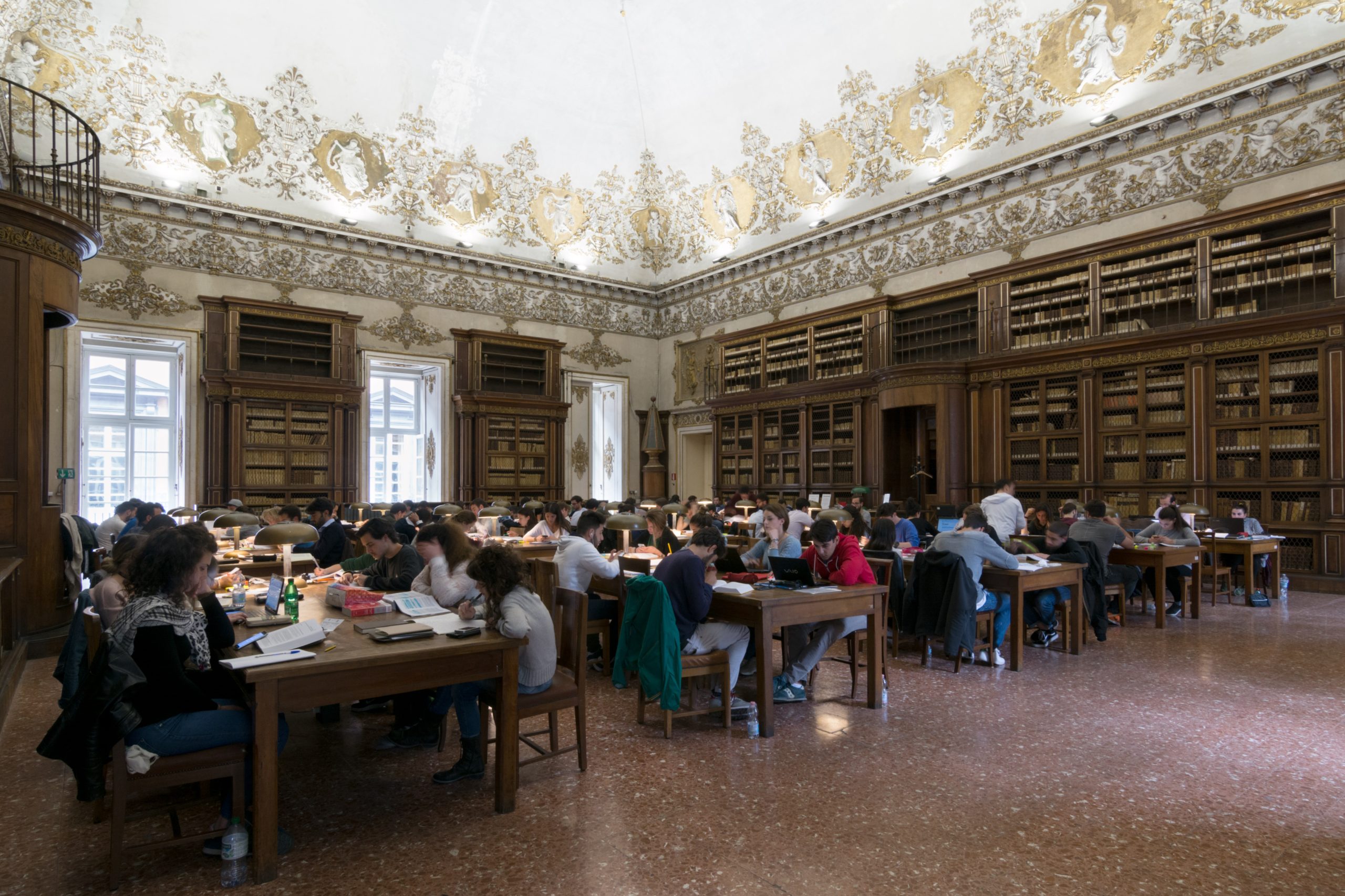 biblioteca nazionale di Napoli