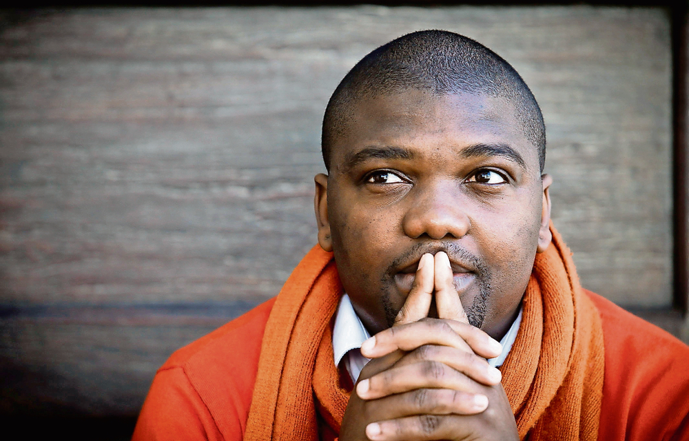 Thando Mgqolozana