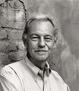 Eduardo Mendoza